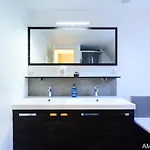 Aux Premieres Loges וילה