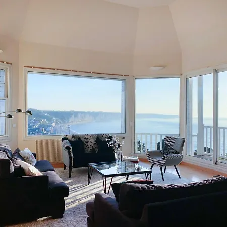 Villa Aux Premieres Loges