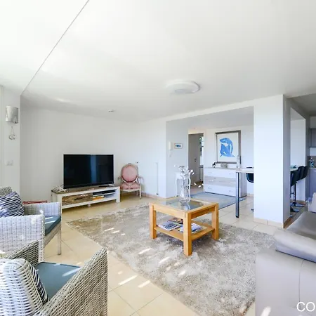 Aux Premières Loges Villa *