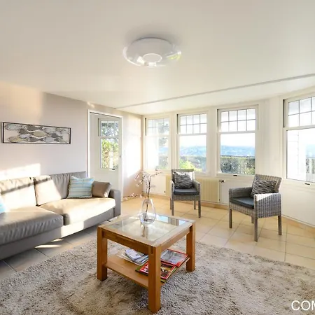 Aux Premieres Loges フェカン