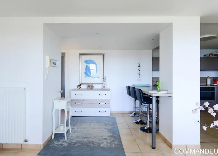 Aux Premieres Loges *